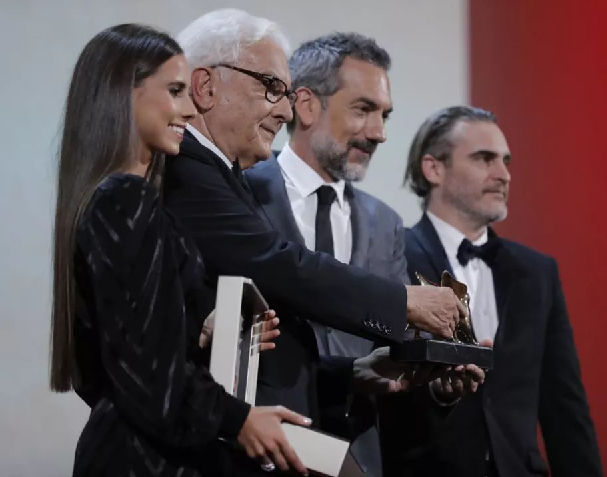 1568199367.png 1568199367.png